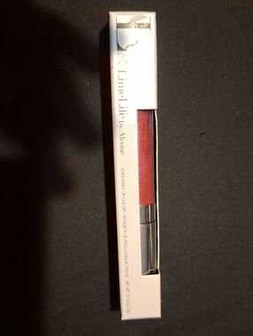 Limelife Enduring Lip Color - Shade WEDDING CAKE